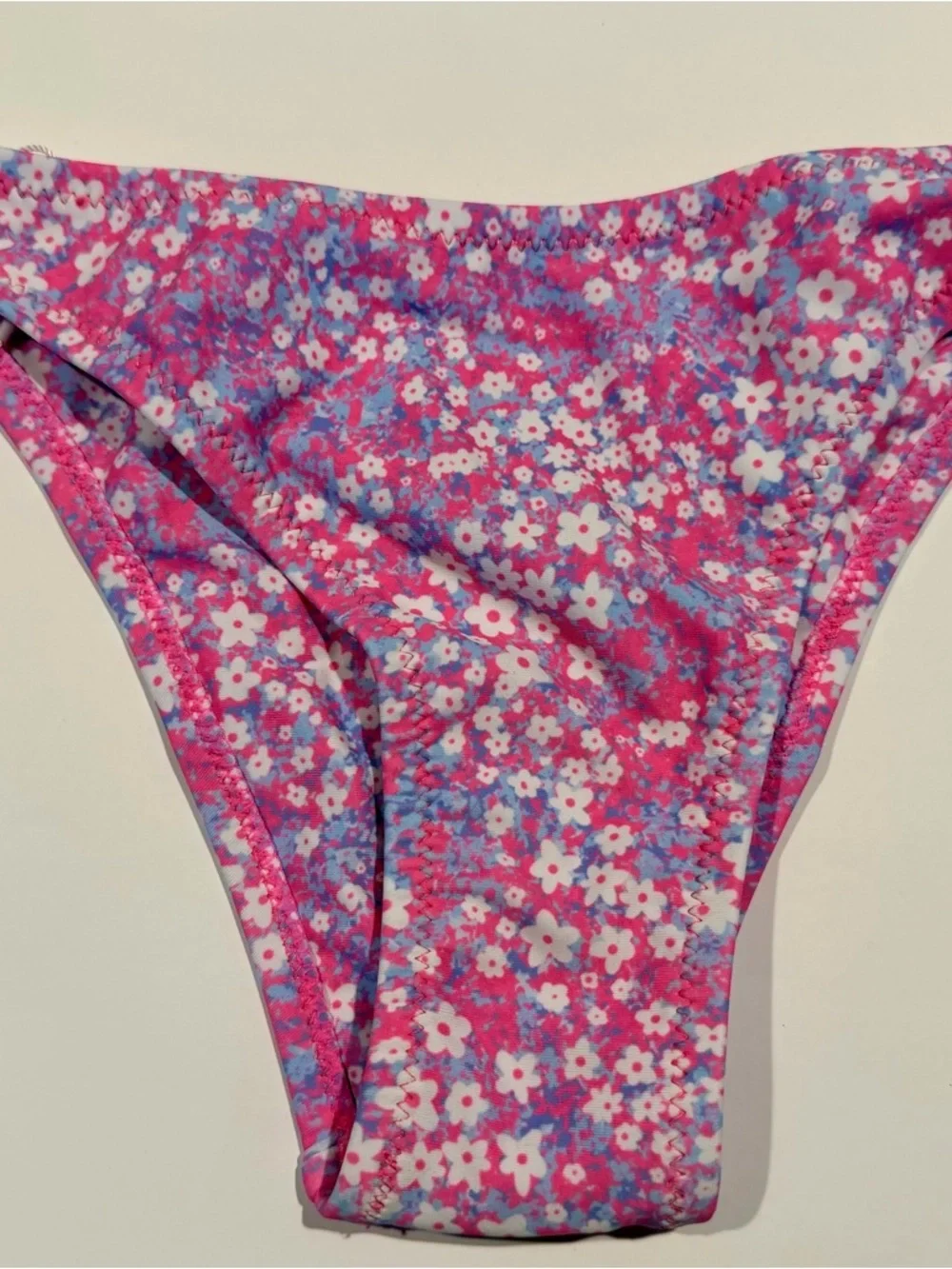 Kulani Kinis Vintage V Bikini Bottom – Grape Spritz Floral | Size Small | NWT